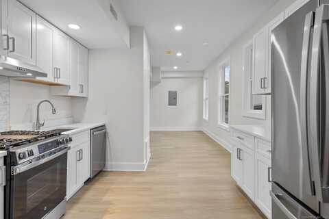 1546 Chapel Street, New Haven, CT 06511
