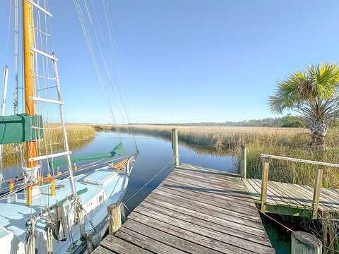 Smith, APALACHICOLA, FL 32320