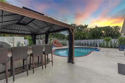 3Rd, DANIA, FL 33004