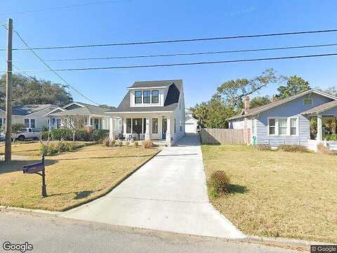 Avery, PENSACOLA, FL 32503