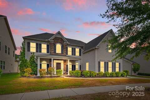 11523 Warfield Avenue, Huntersville, NC 28078