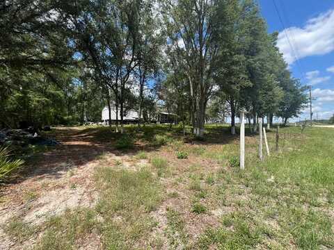 6029 12th Ct, Bell, FL 32619