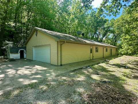 2369 Saint Charles Road, Winterset, IA 50273