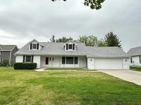 925 W Jefferson Street, Winterset, IA 50273