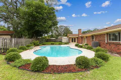4 Earl's Court, Fort Walton Beach, FL 32547