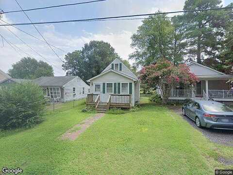 5Th, COLONIAL BEACH, VA 22443