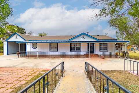 1766 Ferrer Rd, Eagle Pass, TX 78852