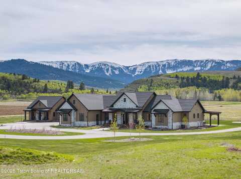 1070 HORSESHOE Lane, Driggs, ID 83422