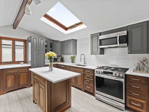 174 Middlesex Ave 2, Medford, MA 02155