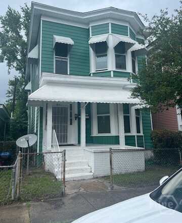 518 W 38th Street, Savannah, GA 31415
