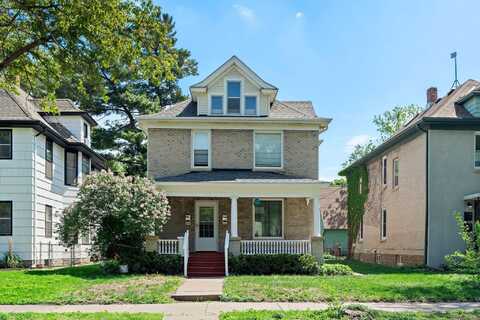 1123 5th Street NE, Minneapolis, MN 55413
