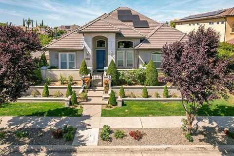 2096 Olympic Avenue E, Fresno, CA 93730