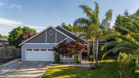5239 Dante Avenue N, Fresno, CA 93722