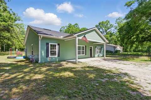 1180 Hough St, Bell, FL 32619