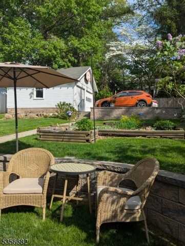 68 Forest Ave, Caldwell, NJ 07006