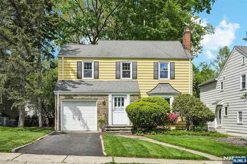 64 Morningside Road, Verona, NJ 07044