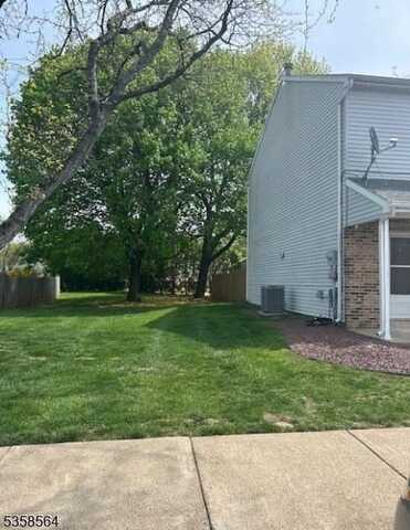 22 Ft. Lee Court, Pennsylvania, NJ 18040