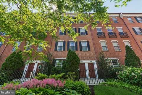 105 COMMODORE COURT, PHILADELPHIA, PA 19146