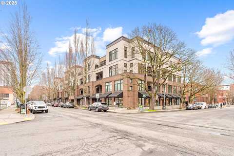 12Th, PORTLAND, OR 97209