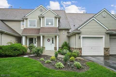 23 Bourne Ci, Hardyston, NJ 07419