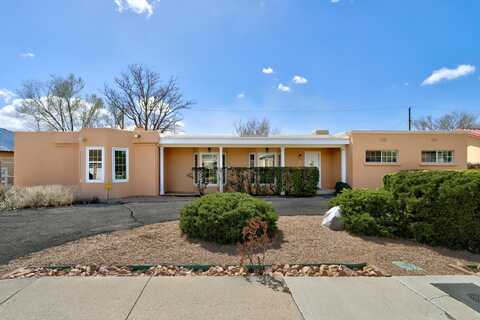 2612 ORO VISTA Road NW, Albuquerque, NM 87107