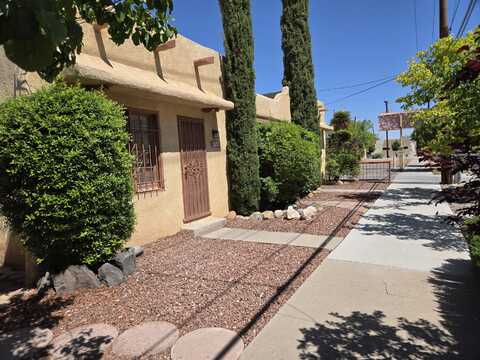 1017-1021 6th Street NW, Albuquerque, NM 87102