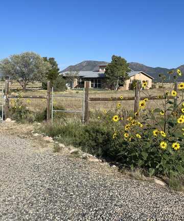21 Camino No Mas, Stanley, NM 87056
