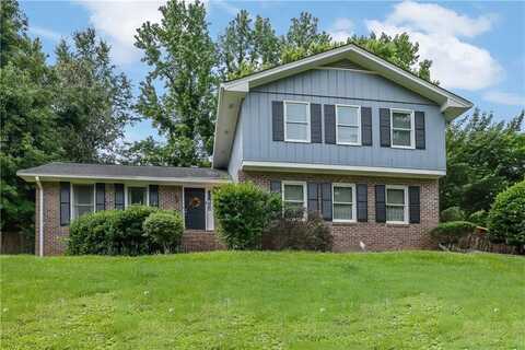 5618 Fern Creek Drive SW, Lilburn, GA 30047