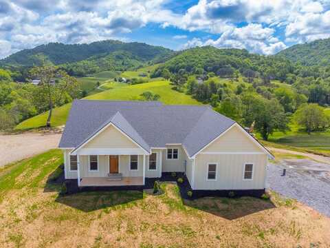70 Knox Best St, Clyde, NC 28721