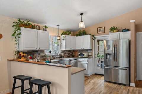192 Watauga Creek Trl, Franklin, NC 28734
