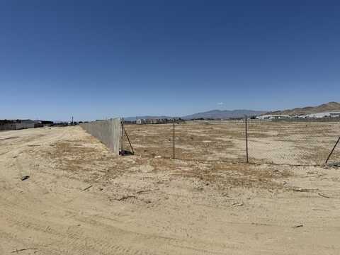 Brabham Ave Avenue, Rosamond, CA 93560