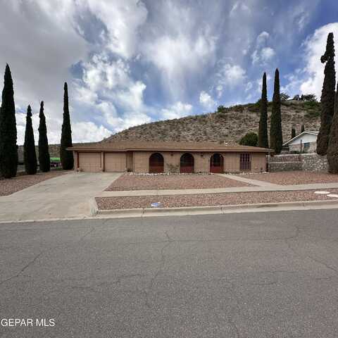 3304 Old Spanish Trail Trail, El Paso, TX 79904