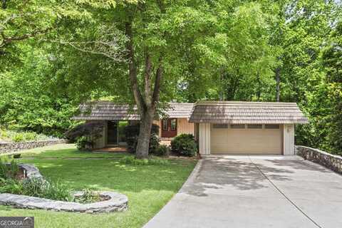 1075 Winding Branch, Atlanta, GA 30338
