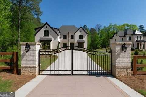 10765 Shallowford, Roswell, GA 30075