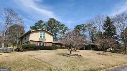 2886 Thornbriar, Atlanta, GA 30340