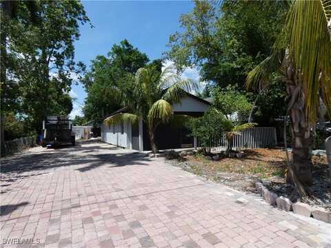 3817 Pearl Street, Fort Myers, FL 33916
