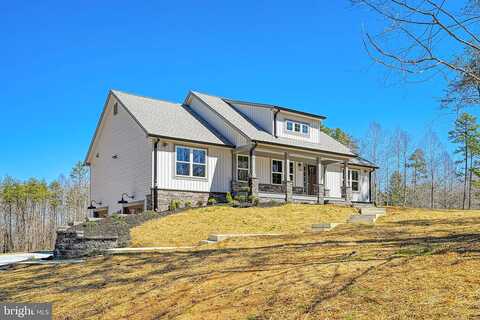 Pine Dr, LOUISA, VA 23093