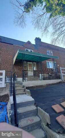 Glendale Rd, UPPER DARBY, PA 19082