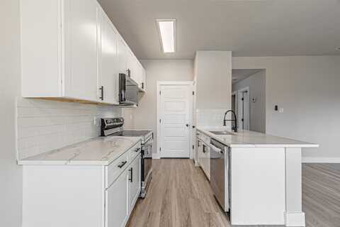 Esters Road #807, Irving, TX 75038
