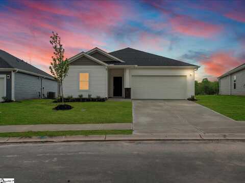 475 Harben Drive, Woodruff, SC 29388