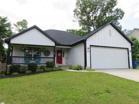 105 Houndsear Trail, Spartanburg, SC 29306