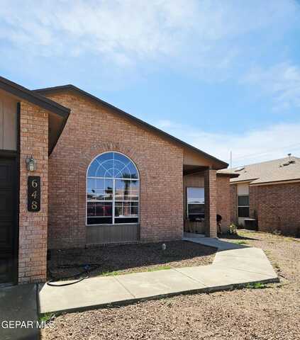 648 Maravillas Street, Horizon City, TX 79928