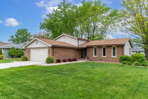 435 Heather Lane, Dyer, IN 46311