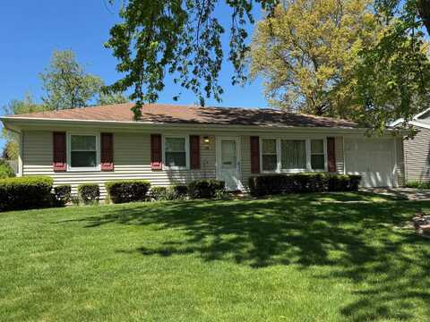 150 Appletree Lane, Valparaiso, IN 46383