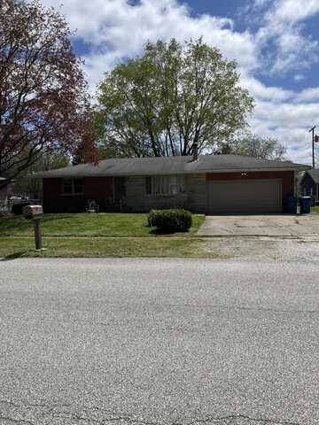 609 W Jefferson Street, Kouts, IN 46347