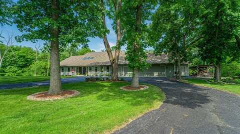 11 Park Manor Drive, Dyer, IN 46311