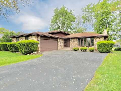 3036 Sunrise Drive, Crown Point, IN 46307