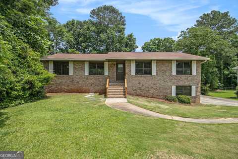 530 Village Green, Lilburn, GA 30047
