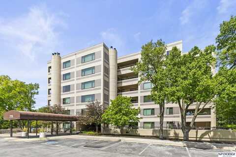 770 N 93 Street, Omaha, NE 68114
