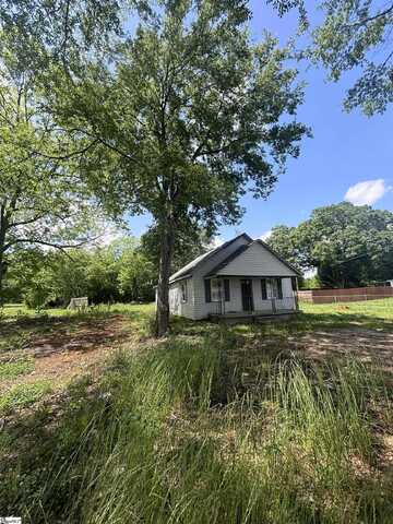 3 HOLIDAY Street, Pelzer, SC 29669